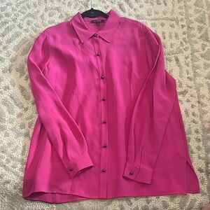 St. John Pink Blouse with Long Sleeves and Collar